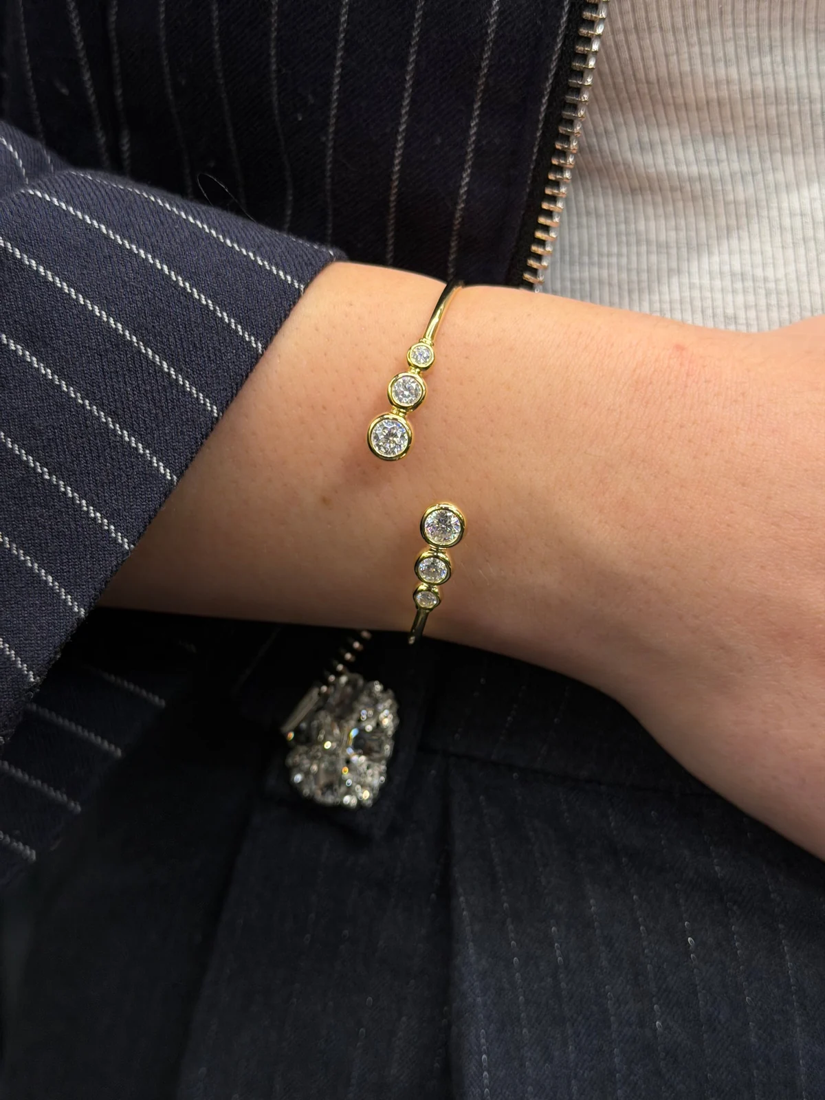 1.8 CTTW Open Bangle Bracelet worn