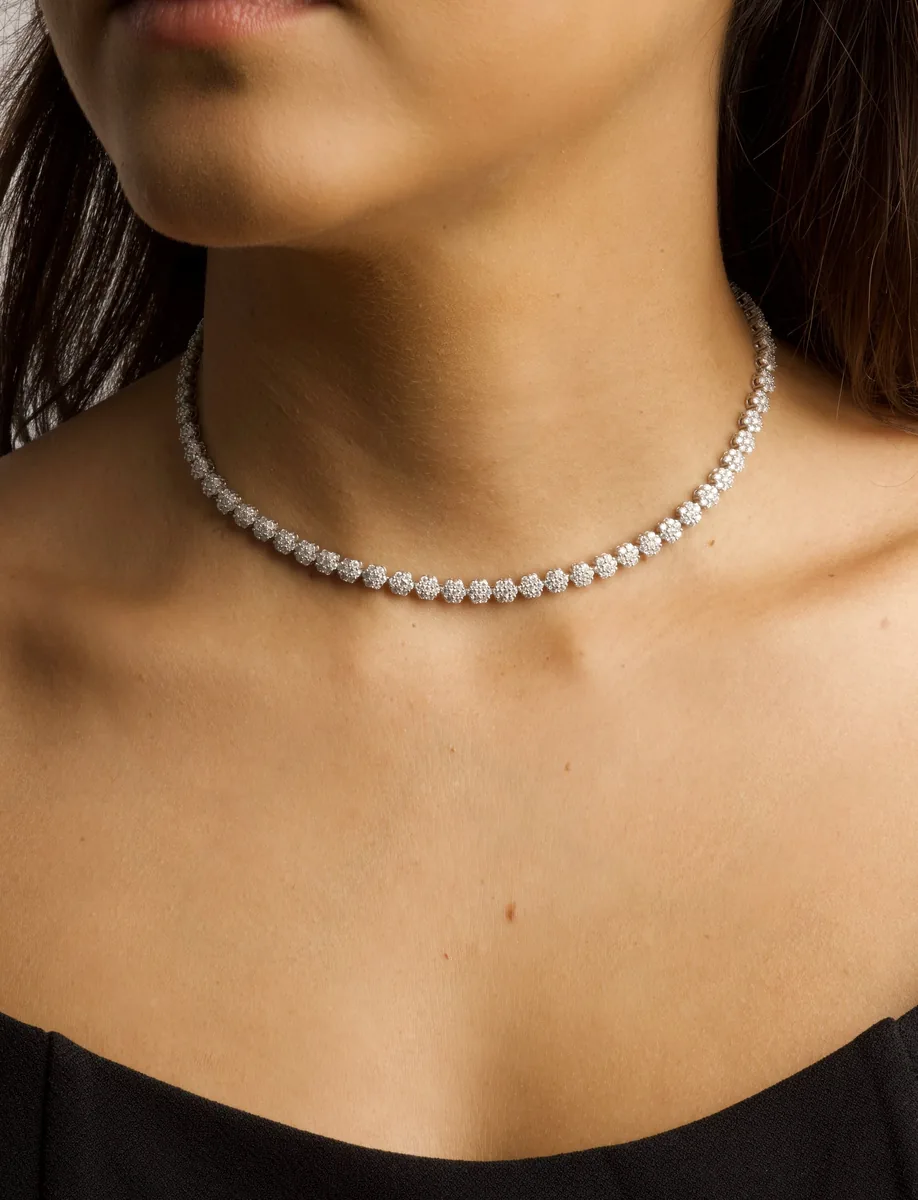 6.4CT Flowers Adjustable Choker Necklace worn